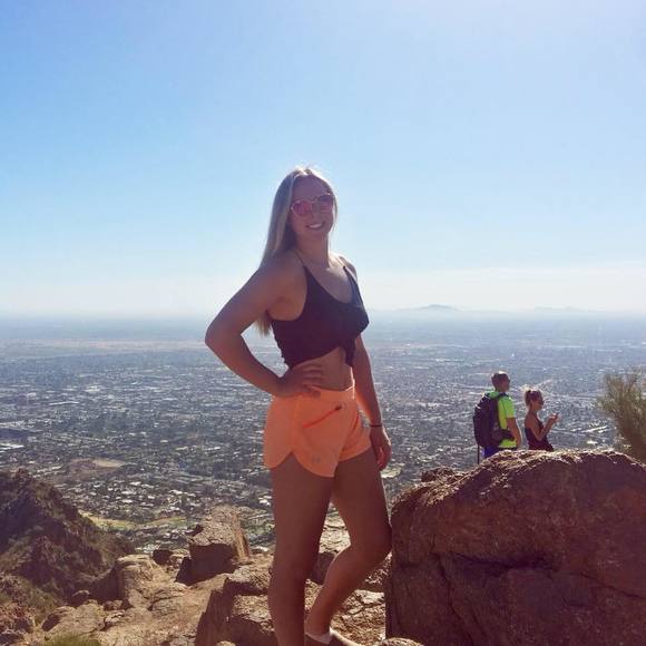 Meet your Posher, Isabel - Picture 1 of 1